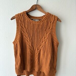 Rachel Zoe Cable Knit Swrater Vest Women’s Size M Orange Sleeveless Fall Layer